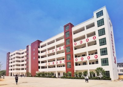 2022赣州理工学校校园图片